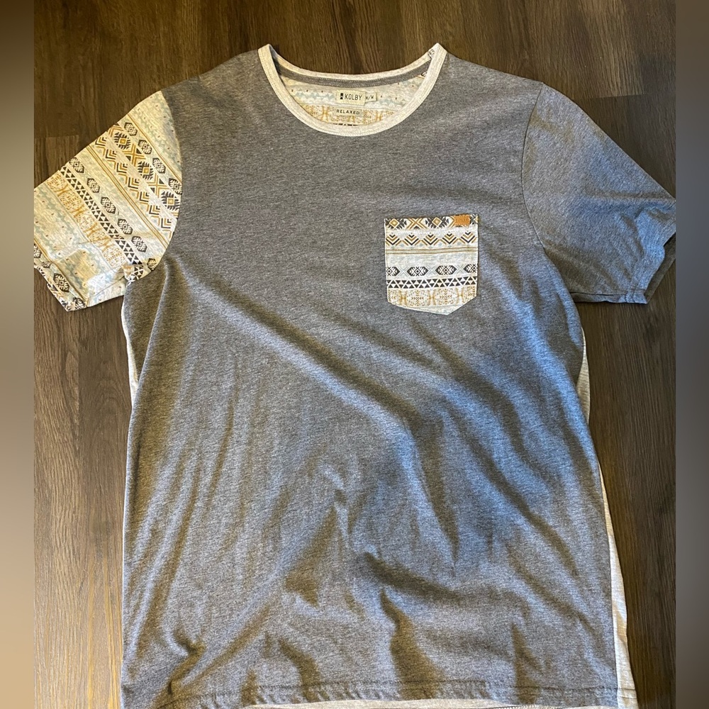 Men’s t shirt